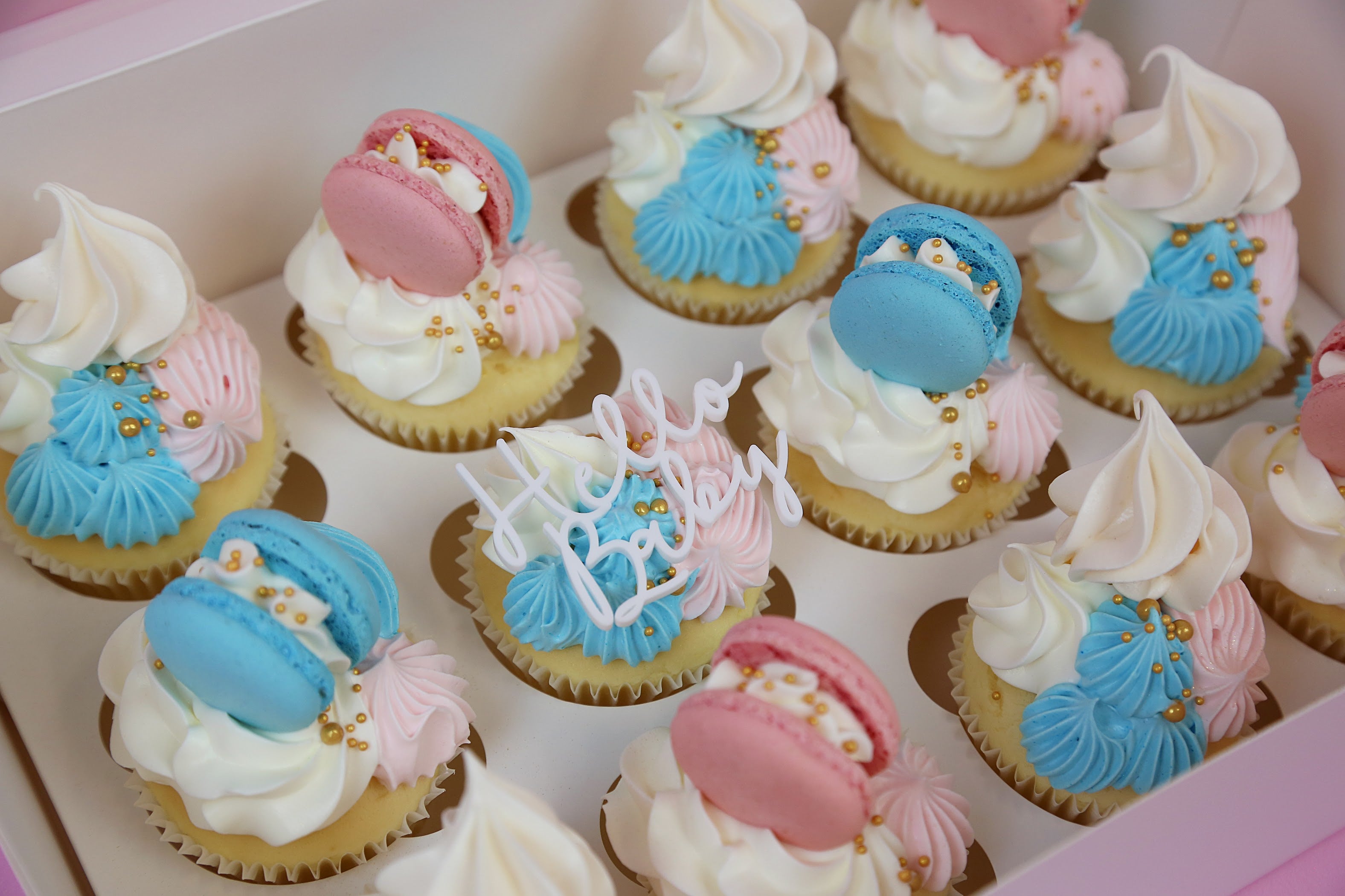 Loaded Cupcakes: Choose your size, colour & topper