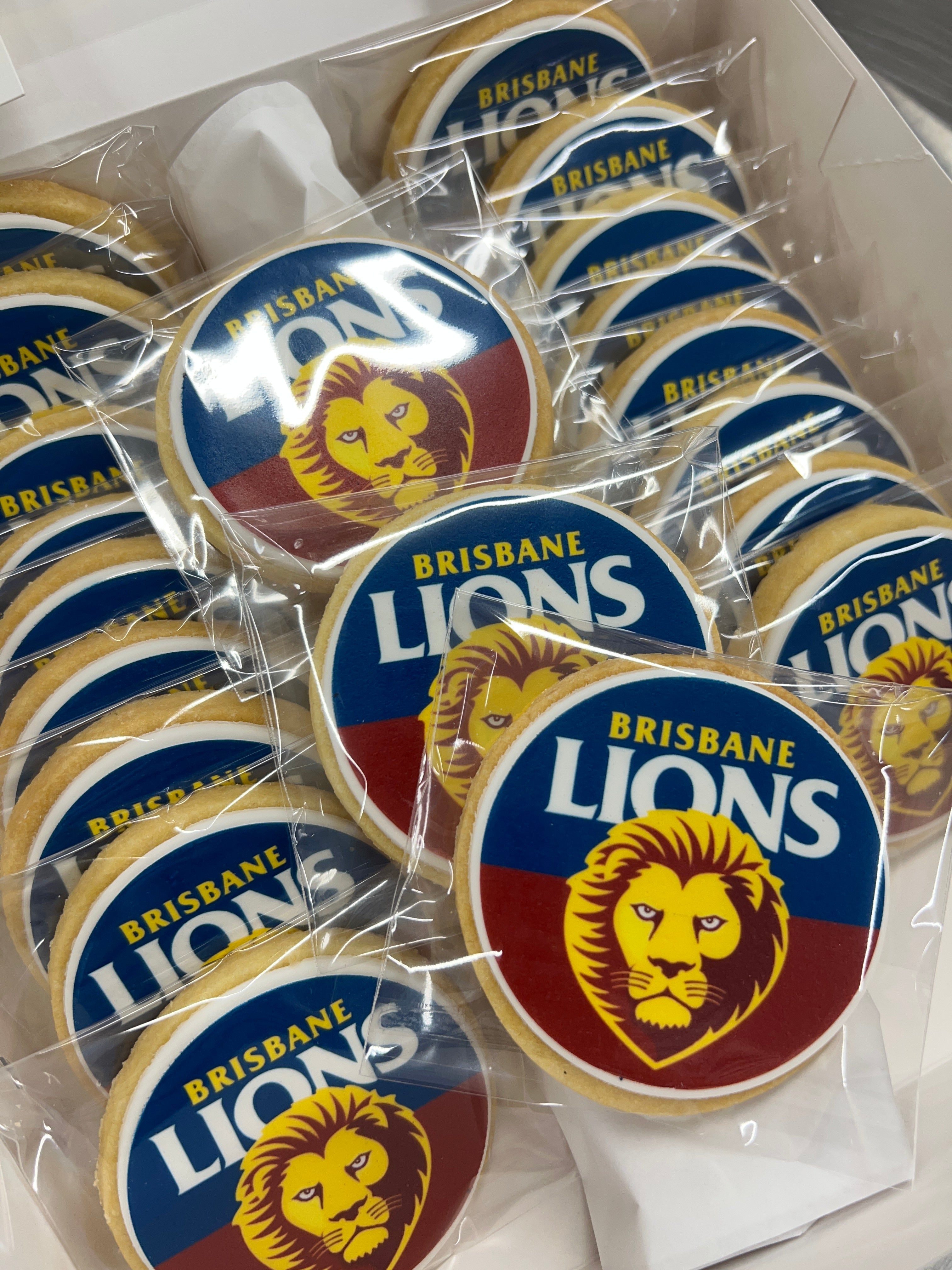 Round Image Cookies // Upload your own custom images