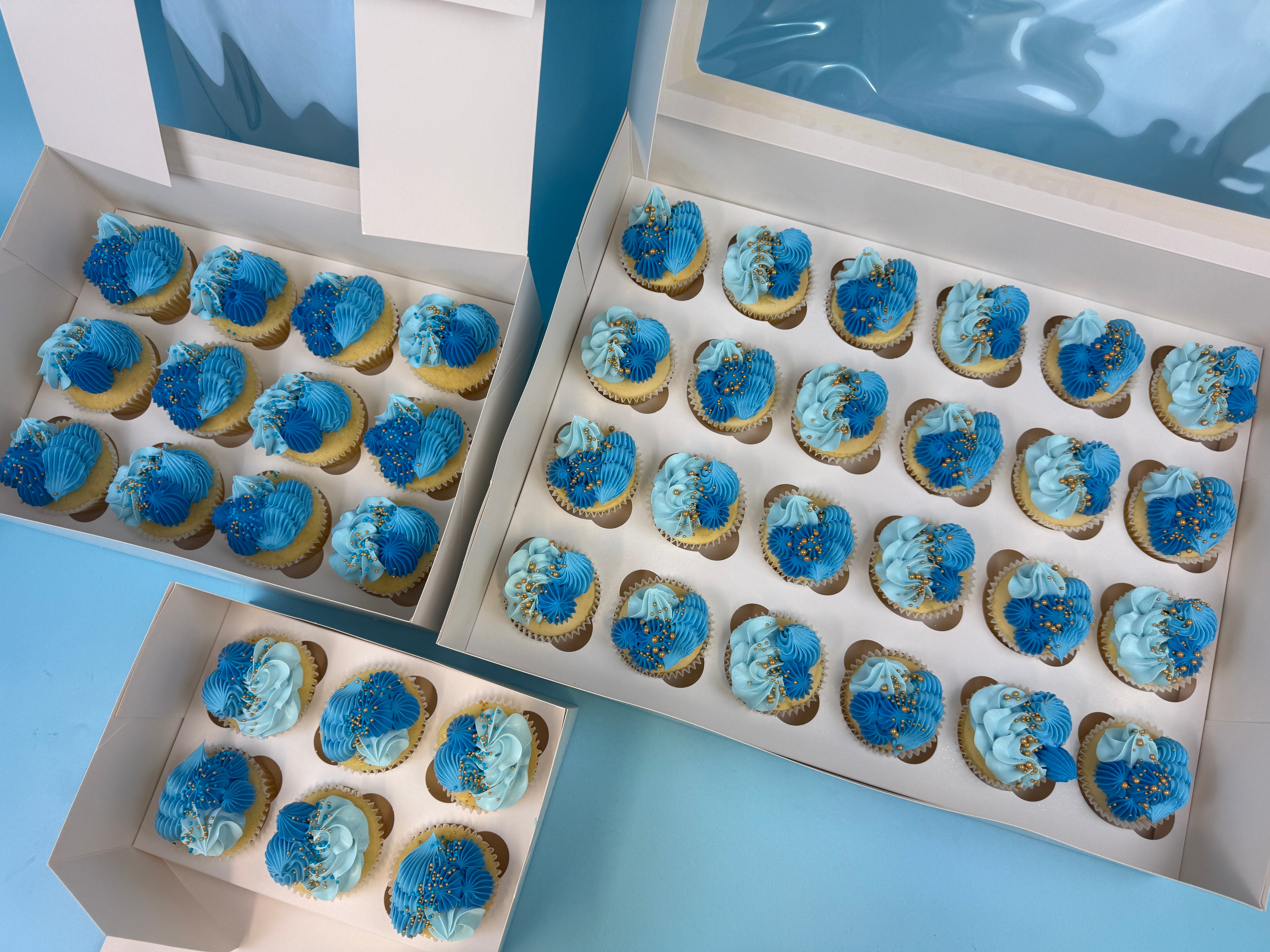 Cupcakes: Choose your size & colour