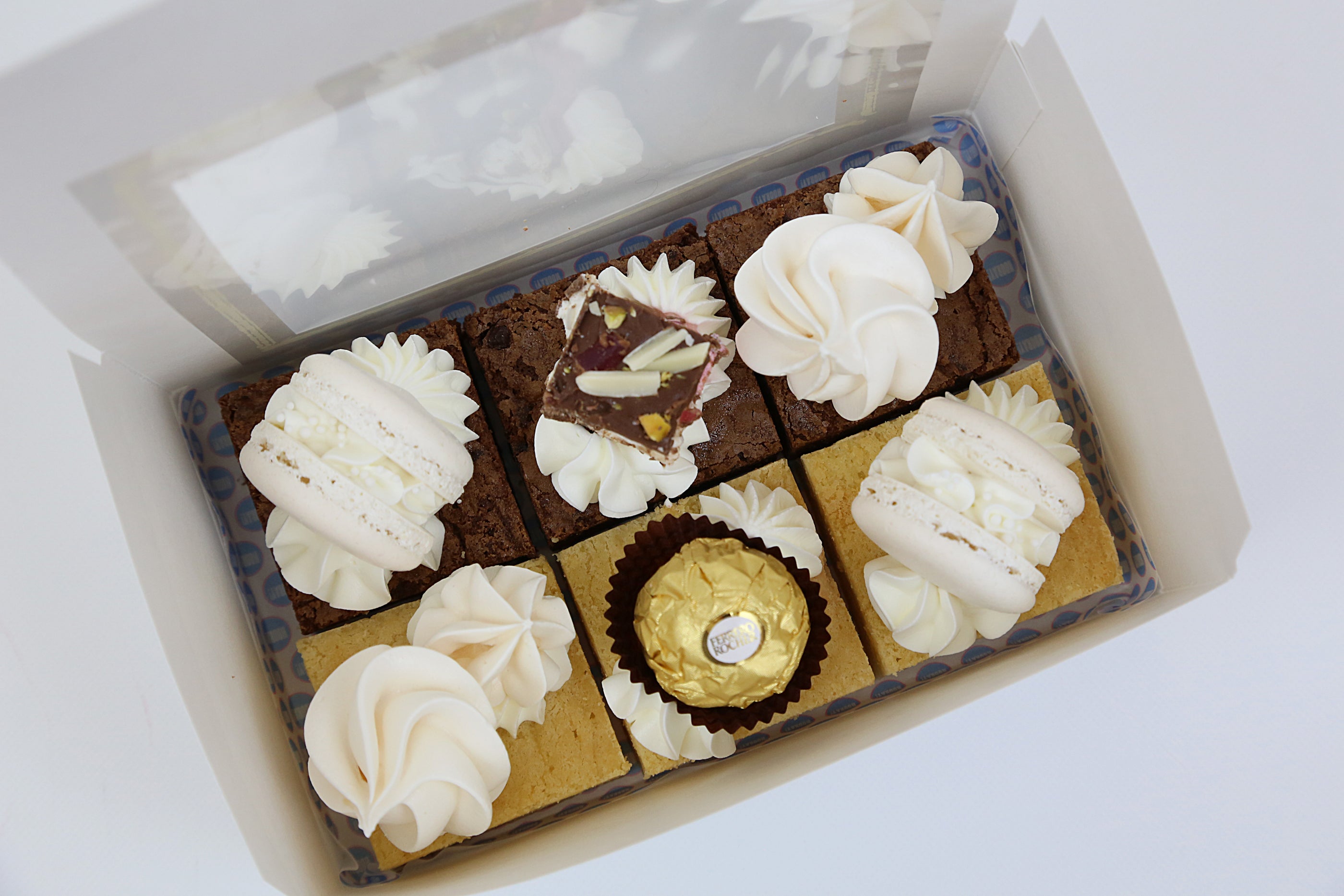 Dessert Gift Box // Choose your Colour // 6 or 12 Brownies