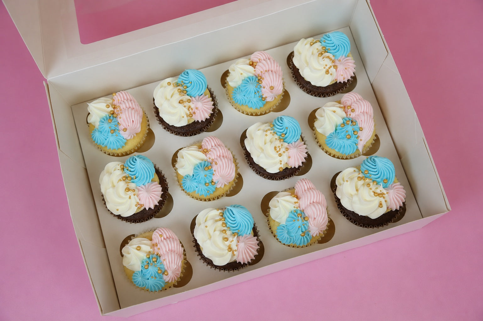 Cupcakes: Choose your size, flavour & colour