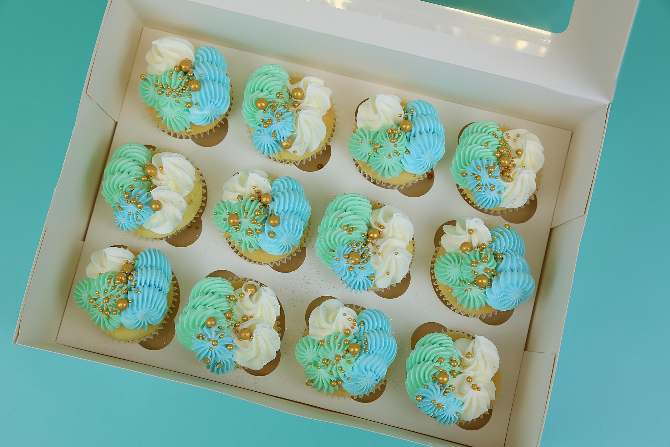 Cupcakes: Choose your size & colour