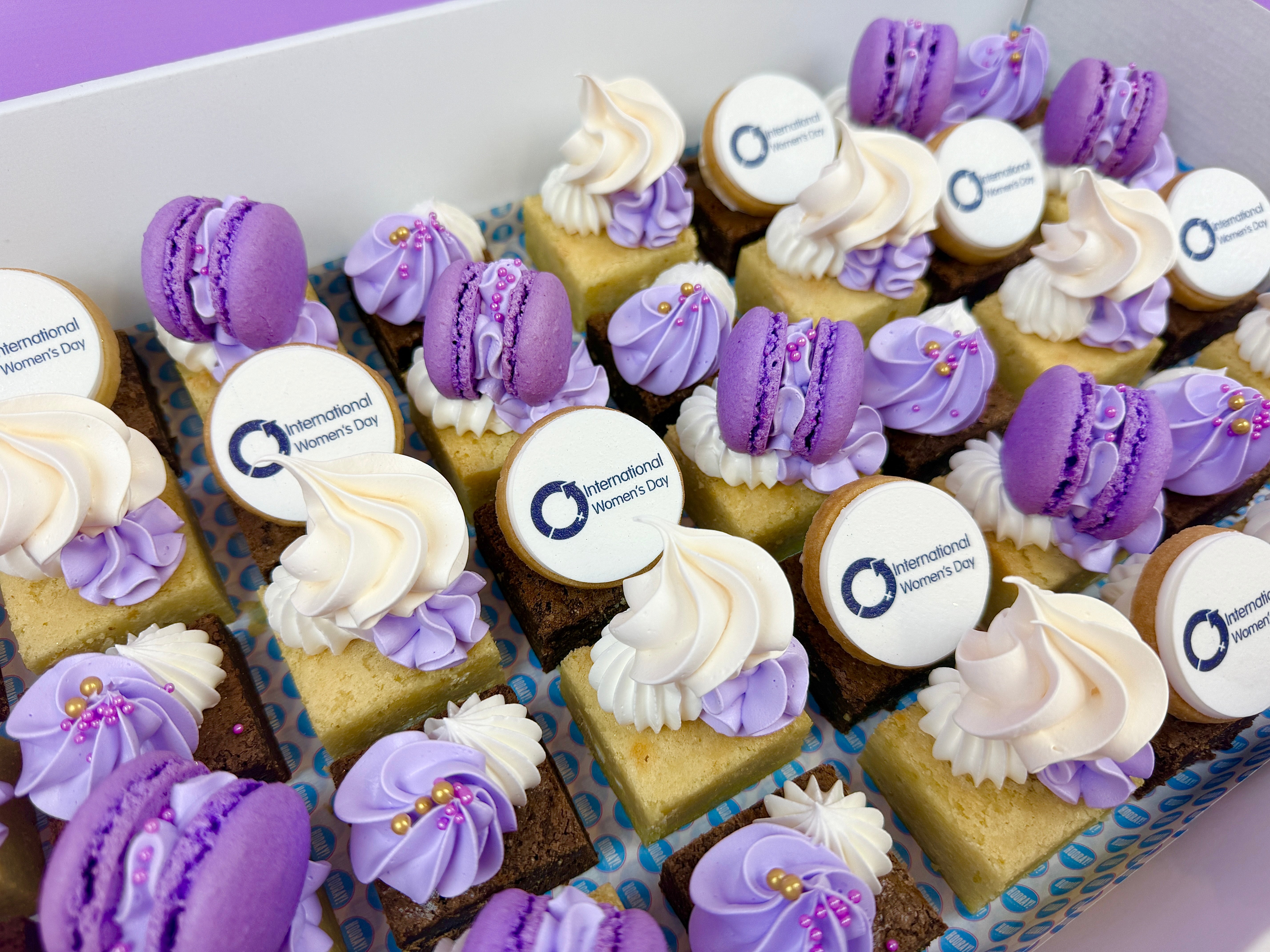 International Women's Day // EVENT BROWNIE BOX