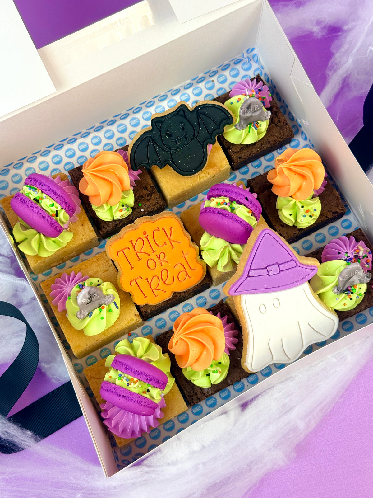 Halloween Dessert Box // 6, 12 or 24 Brownies