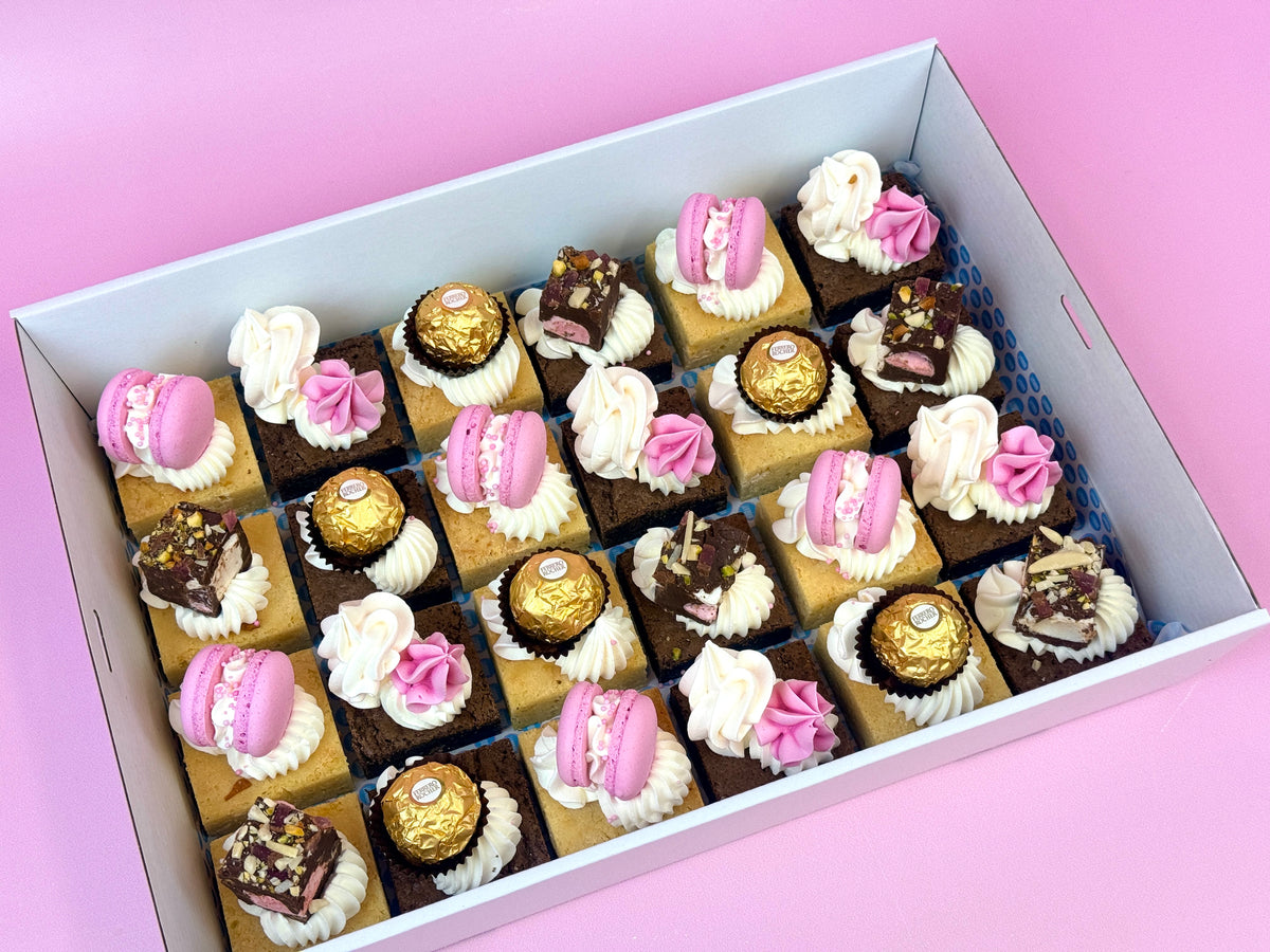 Dessert Gift Box // Choose your Colour // 6, 12 or 24 Brownies