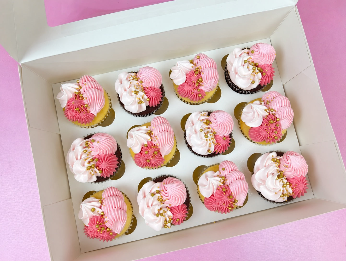 Cupcakes: Choose your size, flavour & colour